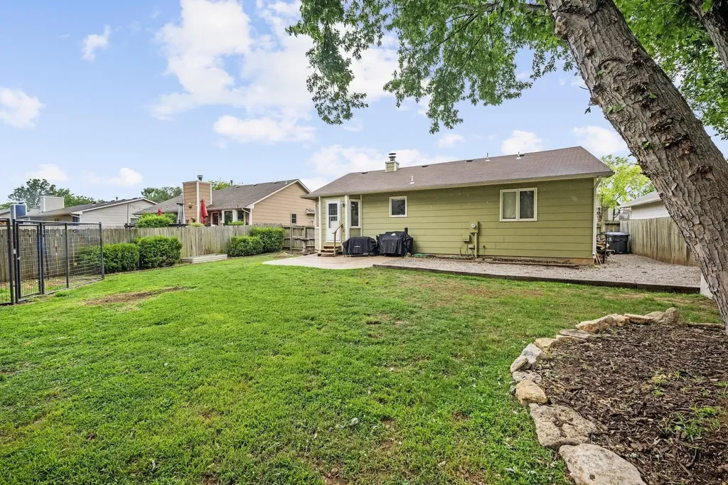 2506 N Amarado Street Wichita KS 67205-1523