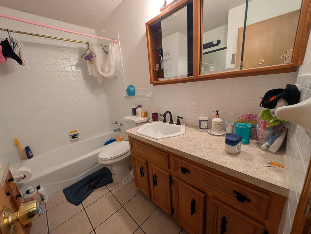2747 S Seneca Street Wichita KS 67217