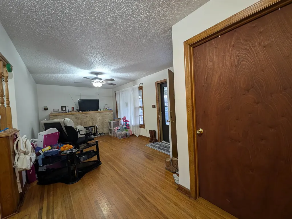 2747 S Seneca Street Wichita KS 67217