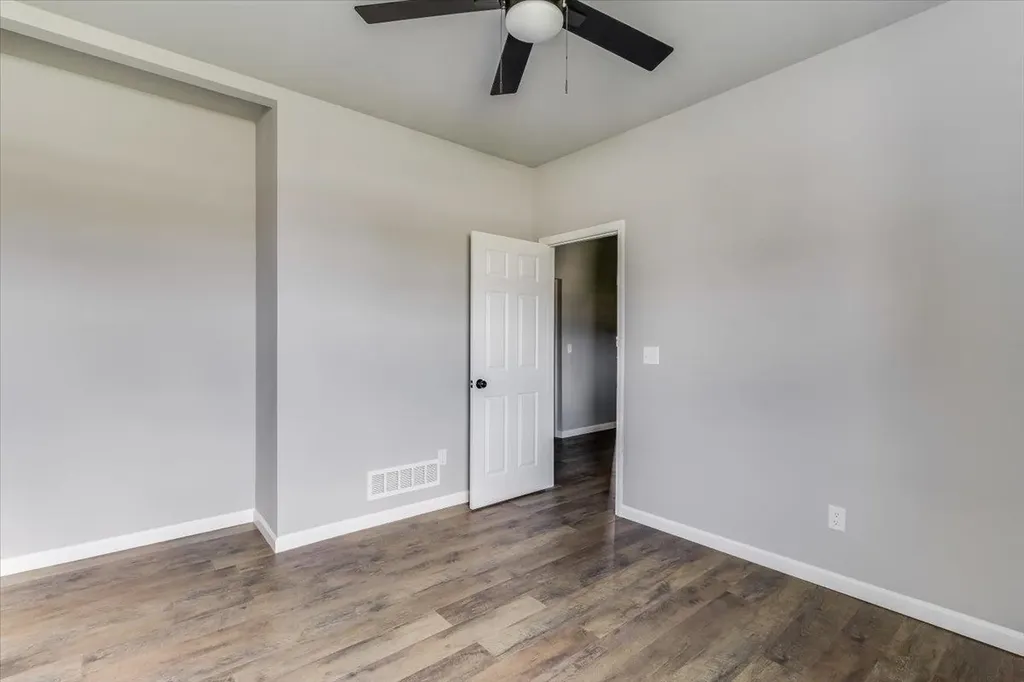 752 N Wakefield Avenue Valley Center KS 67147