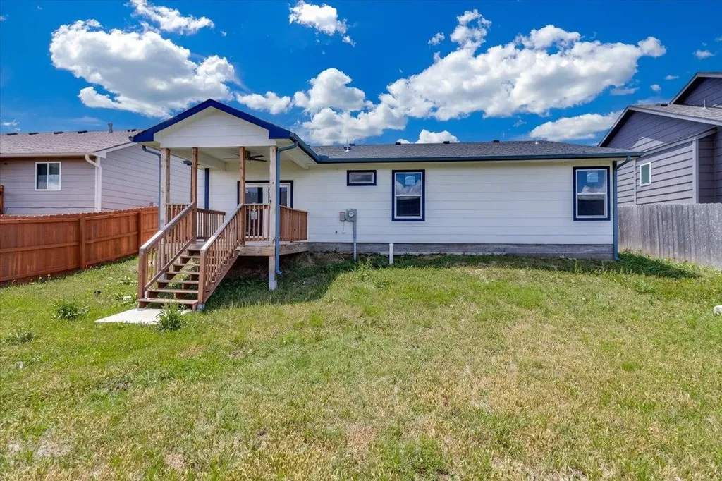 752 N Wakefield Avenue Valley Center KS 67147