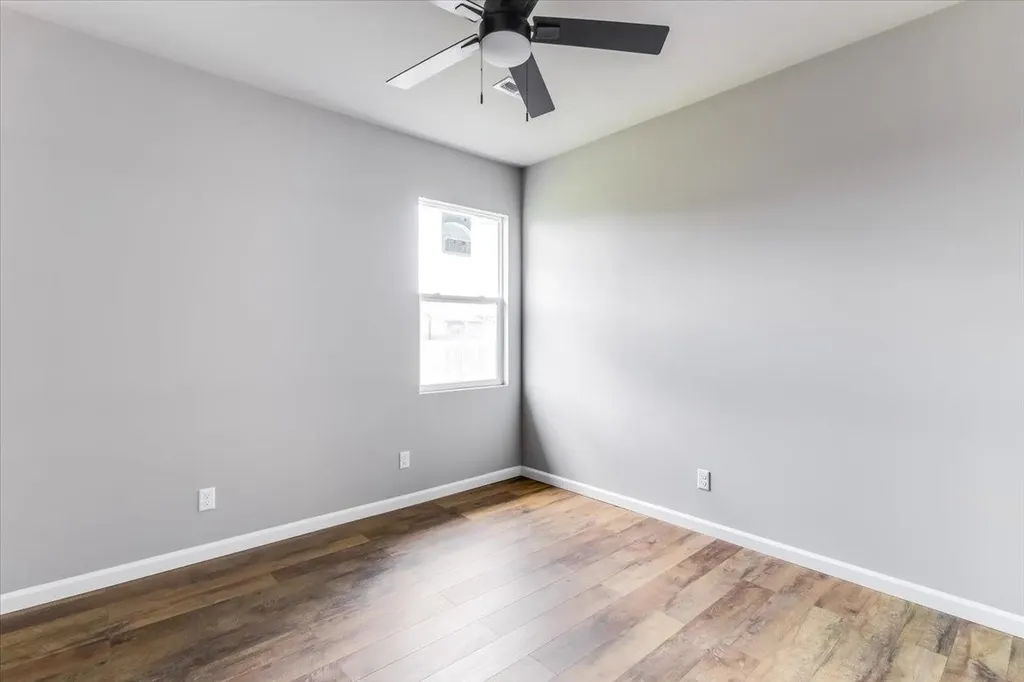 720 N Redbud Avenue Valley Center KS 67147