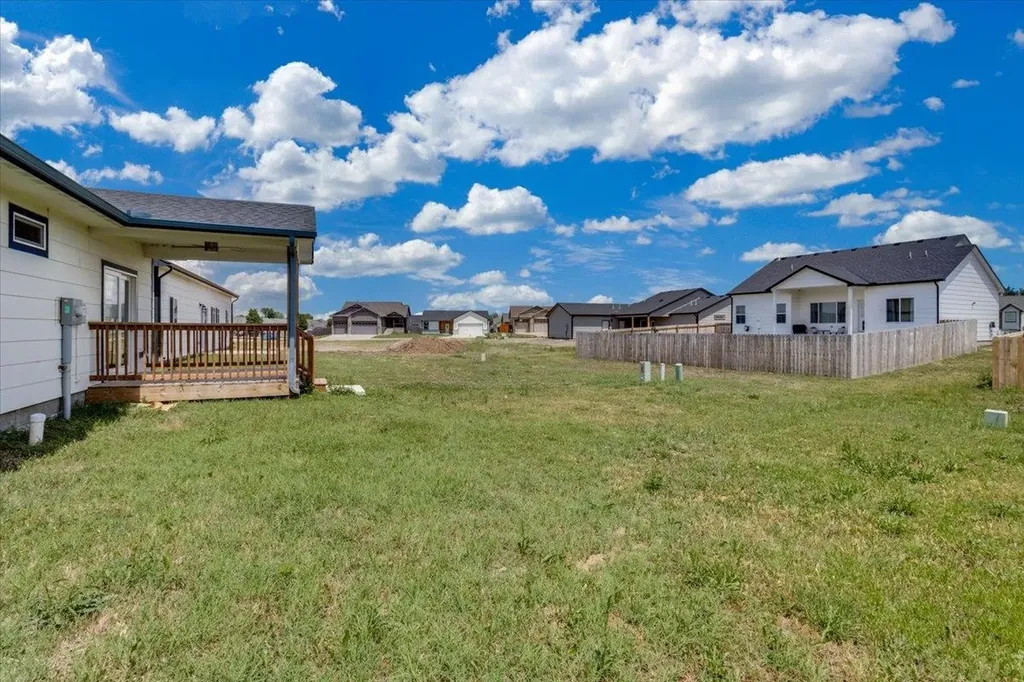 720 N Redbud Avenue Valley Center KS 67147