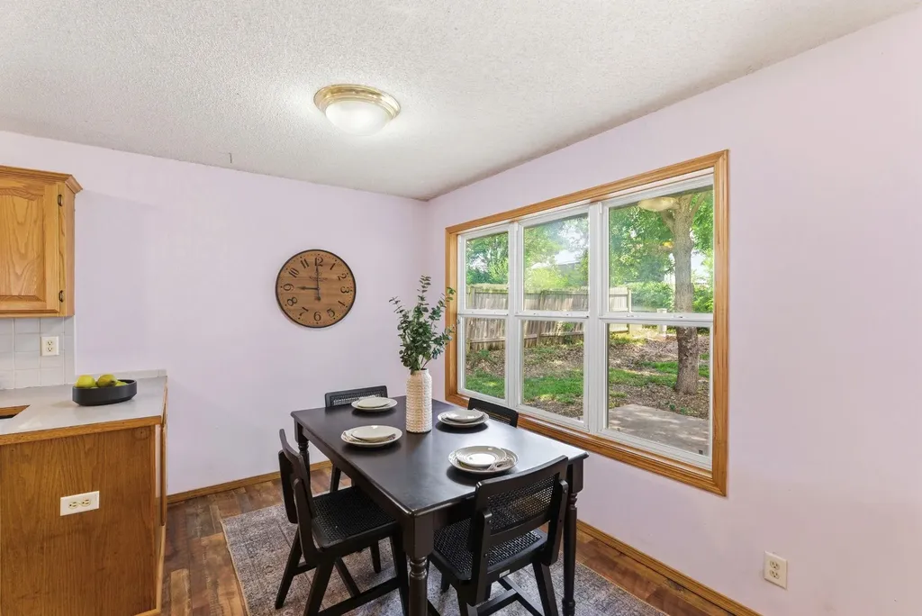 1525 E Mcclelland Drive Derby KS 67037