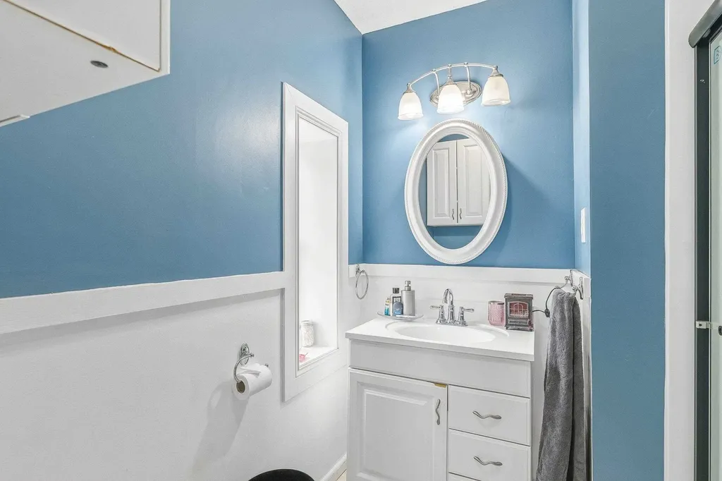 2350 S Bedford Street Wichita KS 67207