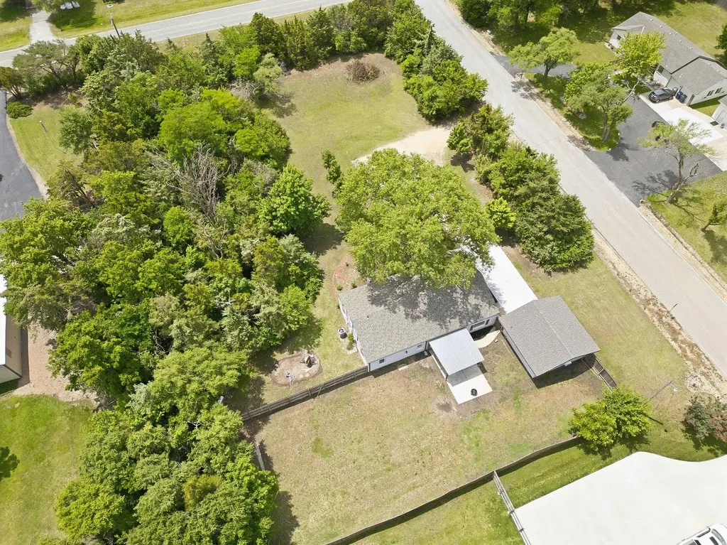 2350 S Bedford Street Wichita KS 67207