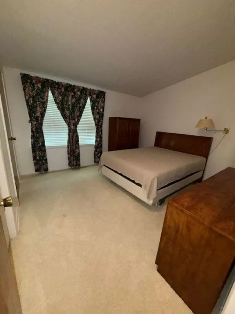 1515 Ann Winfield KS 67156