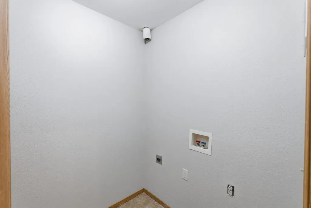 8900 W University Wichita KS 67209
