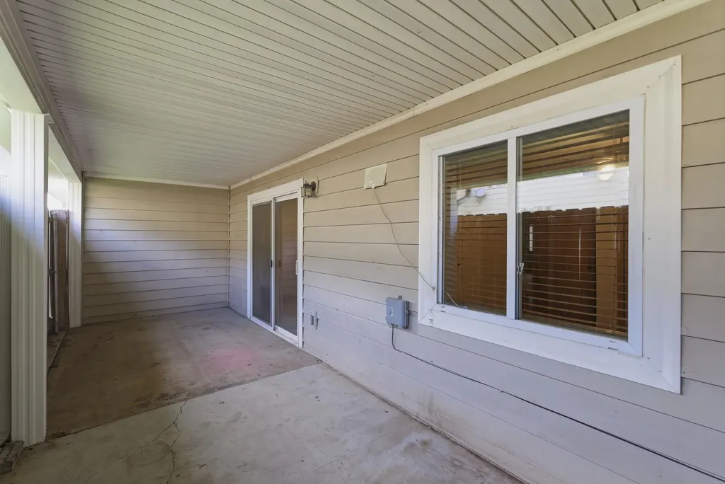 8900 W University Wichita KS 67209