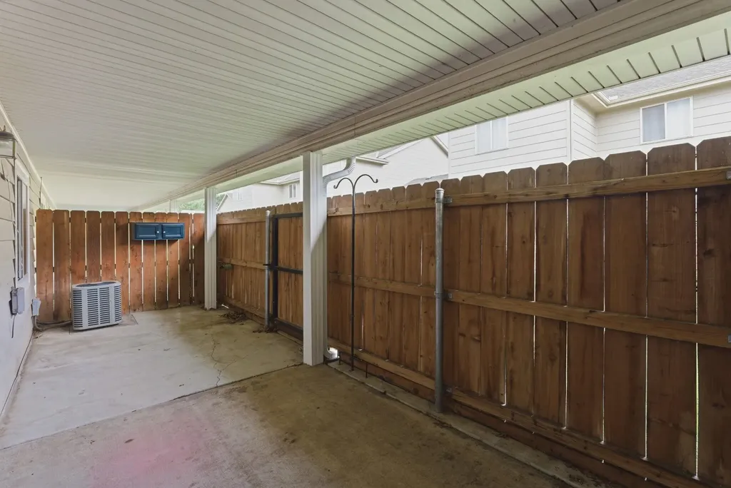 8900 W University Wichita KS 67209