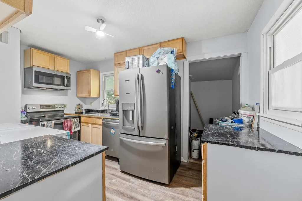 3108 W Dora Street Wichita KS 67213-1521