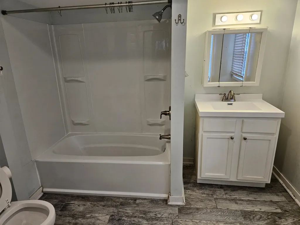 1510 Olive Winfield KS 67156