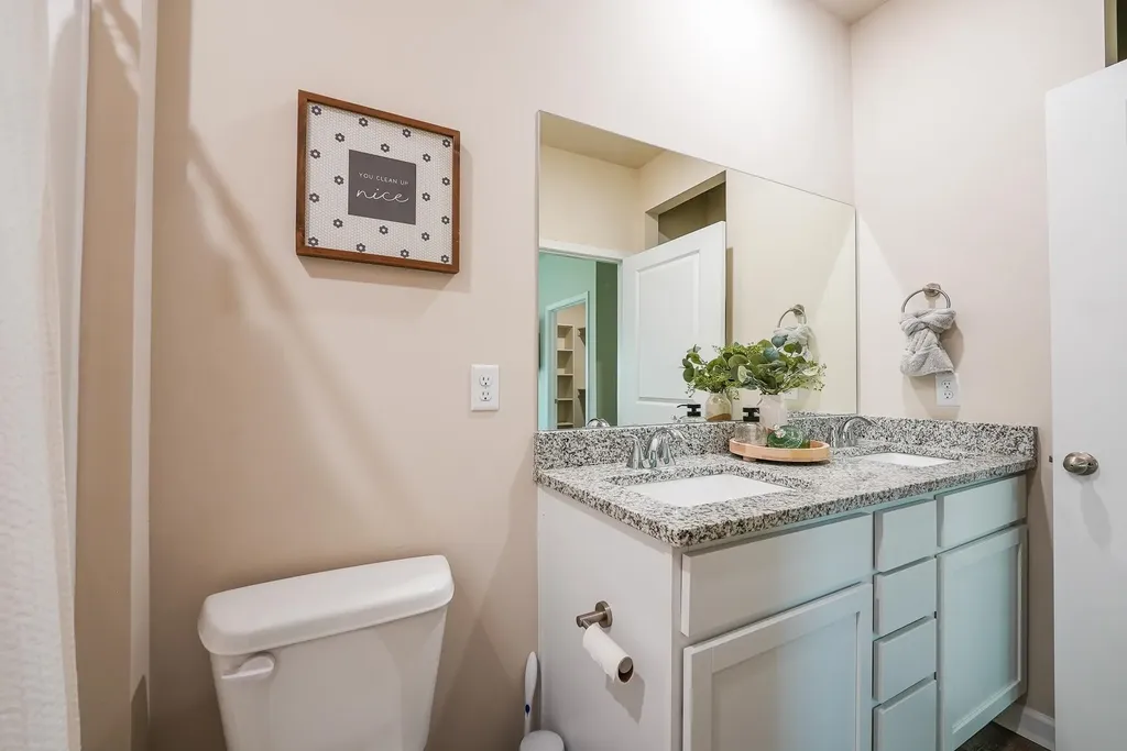 640 W Finney Avenue El Dorado KS 67042
