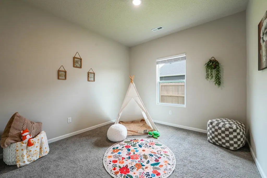 640 W Finney Avenue El Dorado KS 67042