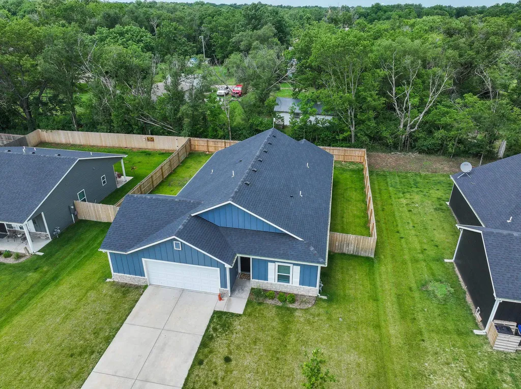 640 W Finney Avenue El Dorado KS 67042