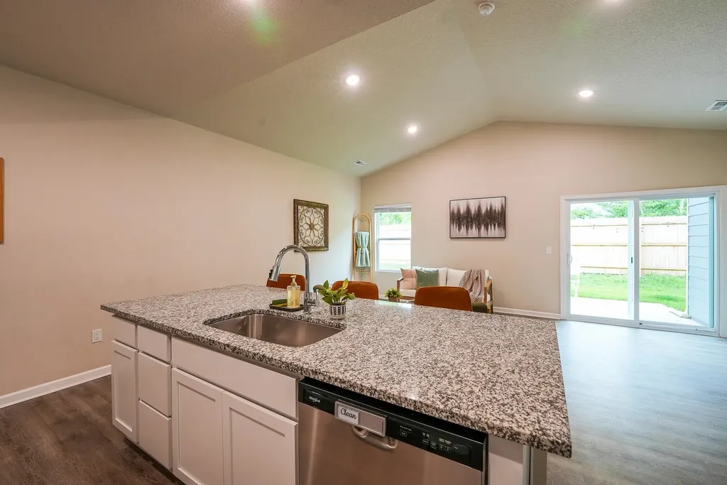 640 W Finney Avenue El Dorado KS 67042