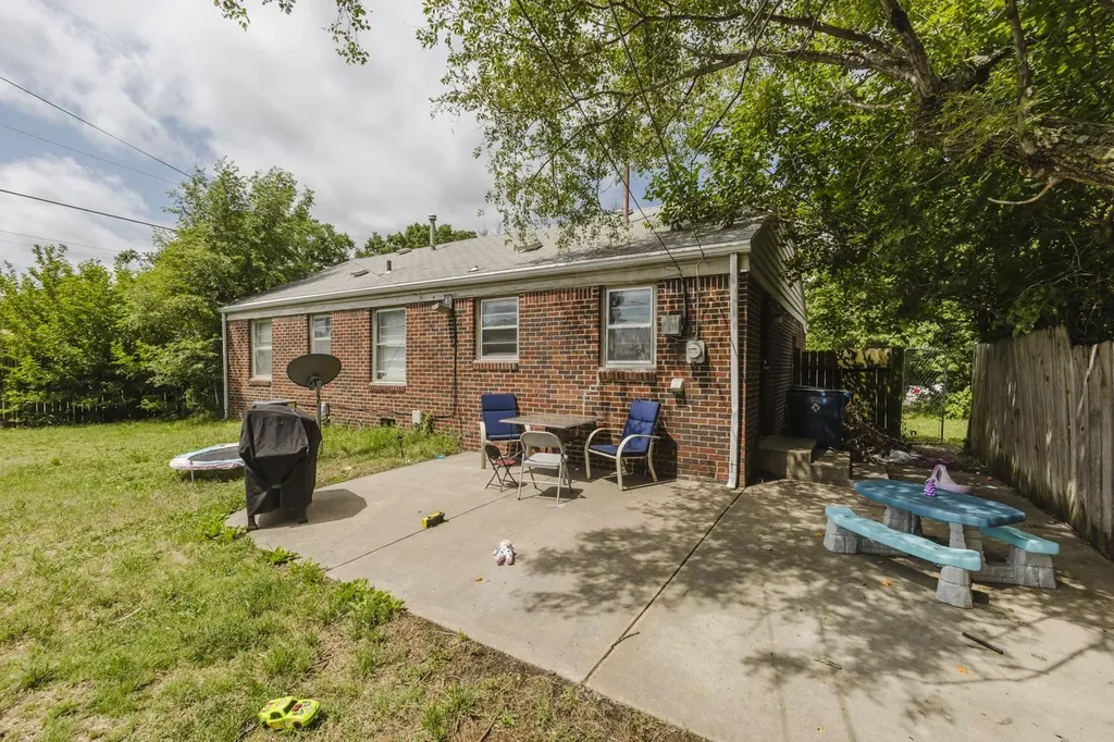 820 S Royal Road Wichita KS 67207