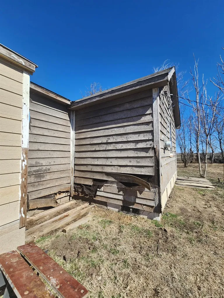 8531 N Ridge Road Valley Center KS 67147