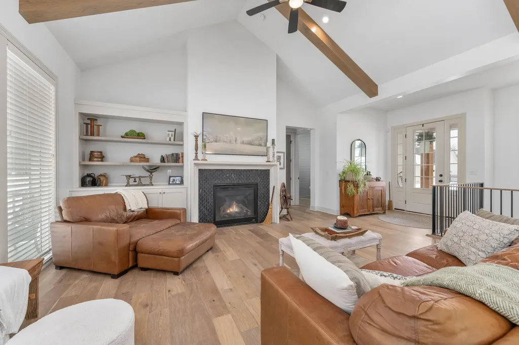 3706 N Crest Circle Wichita KS 67226