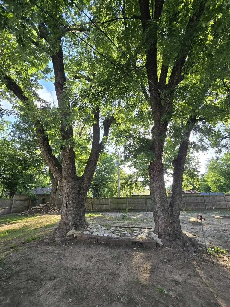 1125 N 13th Arkansas City KS 67005
