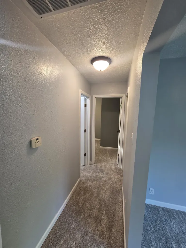 1125 N 13th Arkansas City KS 67005