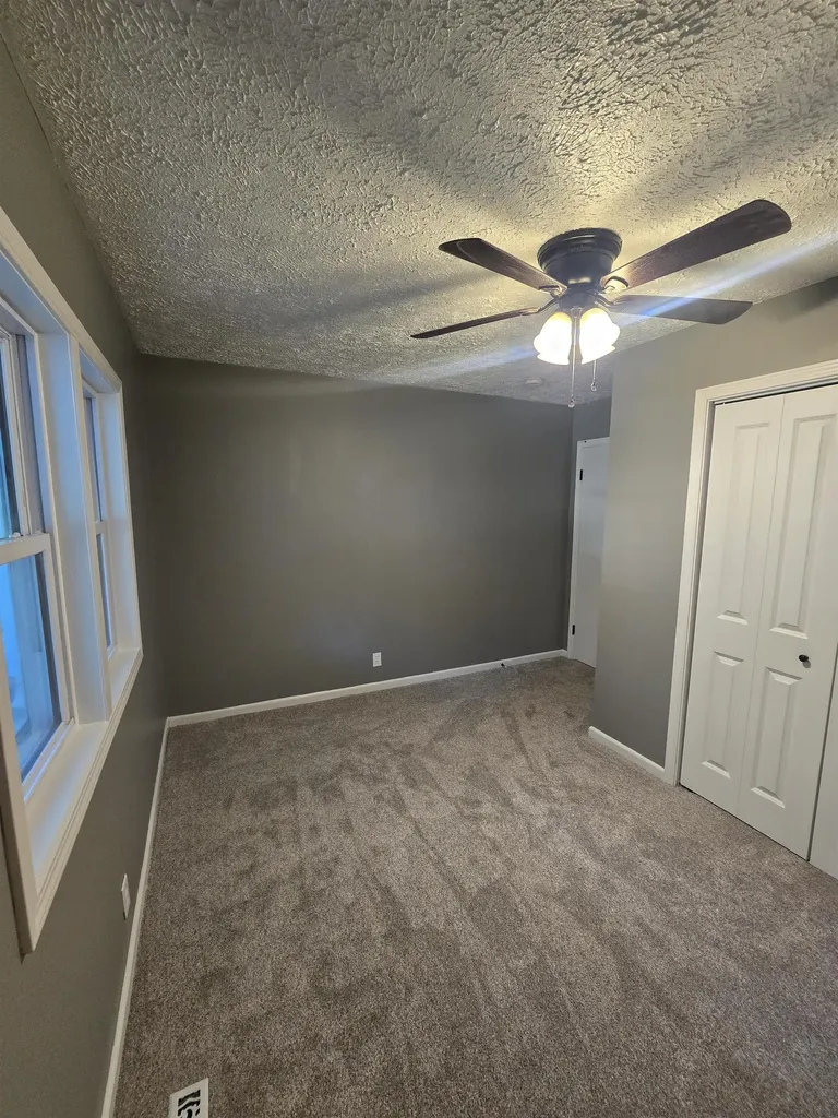 1125 N 13th Arkansas City KS 67005