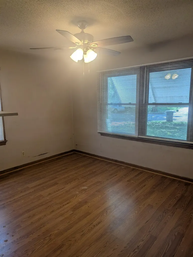 2508 S Greenwood Wichita KS 67216