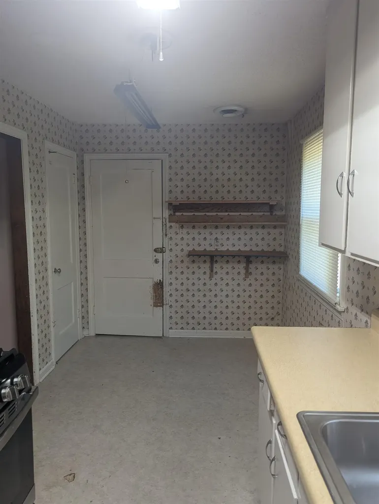 2508 S Greenwood Wichita KS 67216