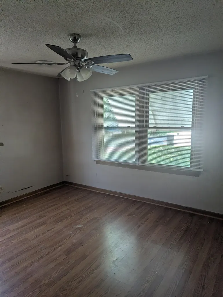 2508 S Greenwood Wichita KS 67216