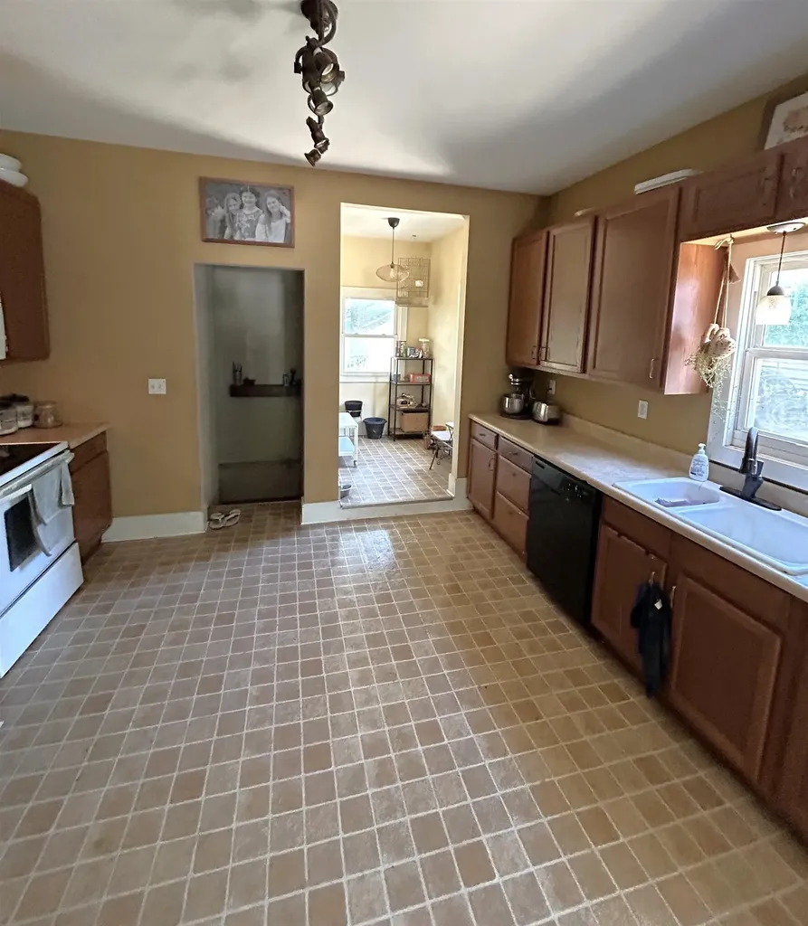 230 S Chautauqua Avenue Wichita KS 67211