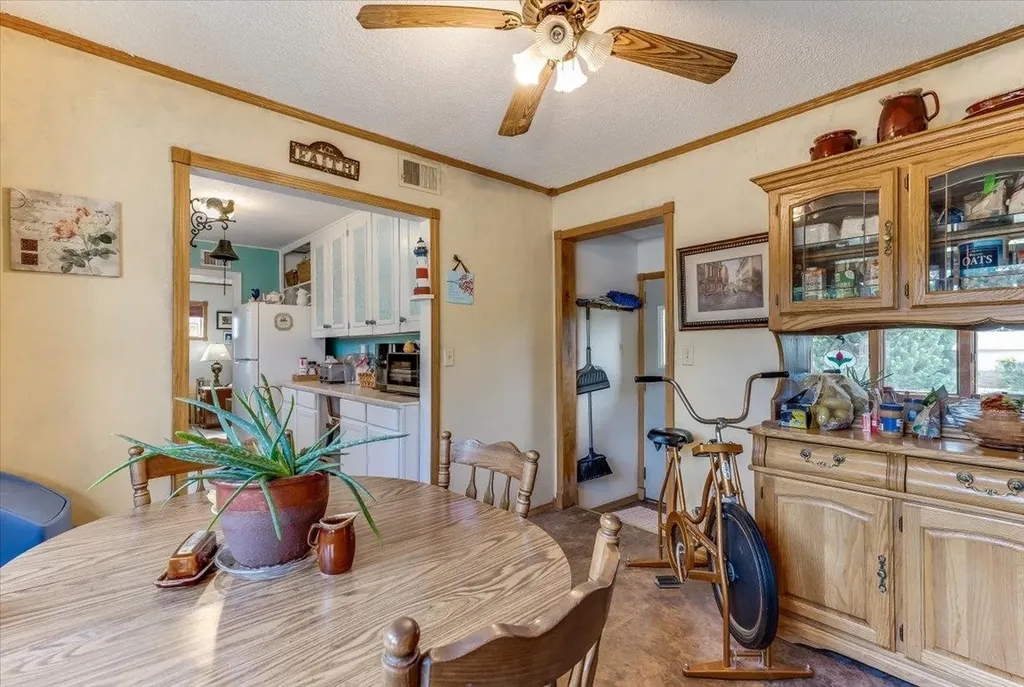 3579 S Vine Wichita KS 67217