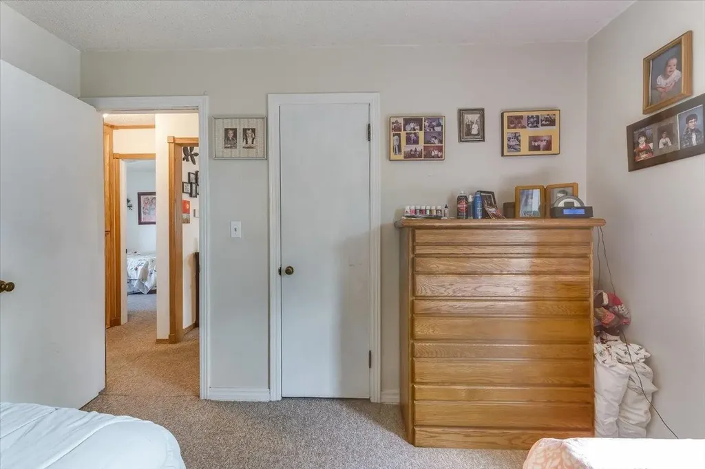 3579 S Vine Wichita KS 67217