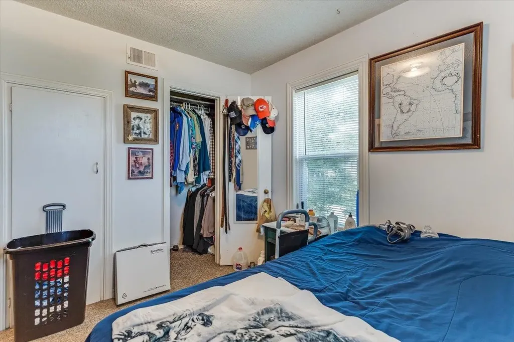 3579 S Vine Wichita KS 67217