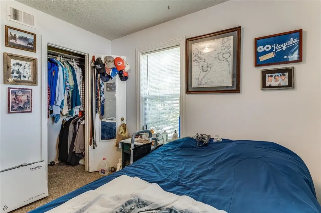 3579 S Vine Wichita KS 67217