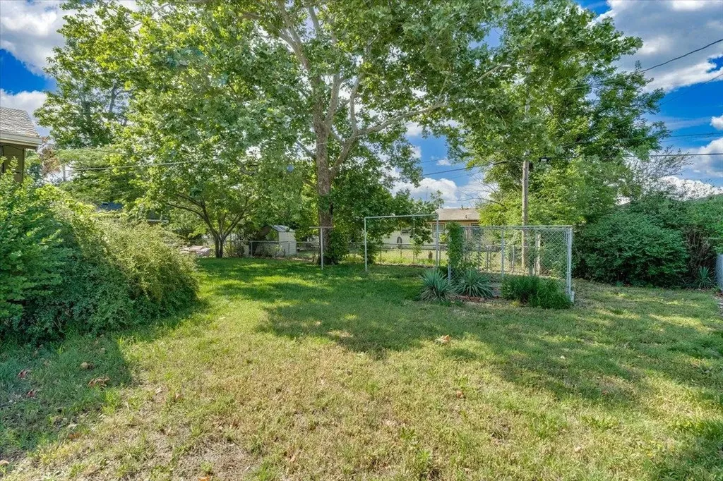 3579 S Vine Wichita KS 67217