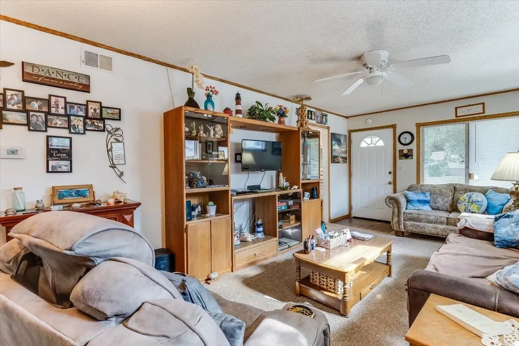 3579 S Vine Wichita KS 67217