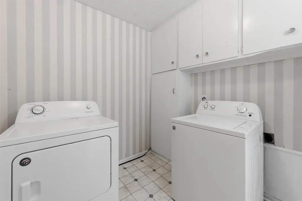 1448 N Prairie Lane Derby KS 67037