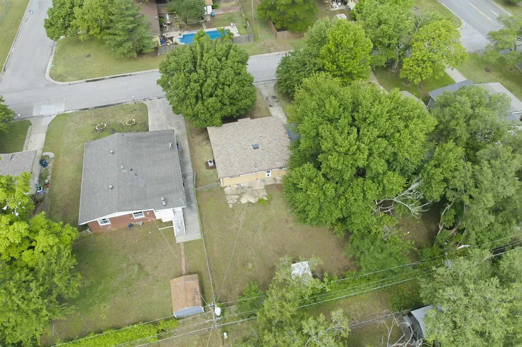 1448 N Prairie Lane Derby KS 67037