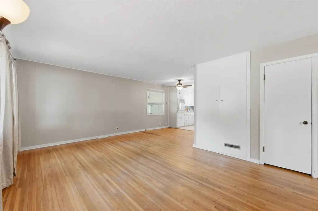 1448 N Prairie Lane Derby KS 67037