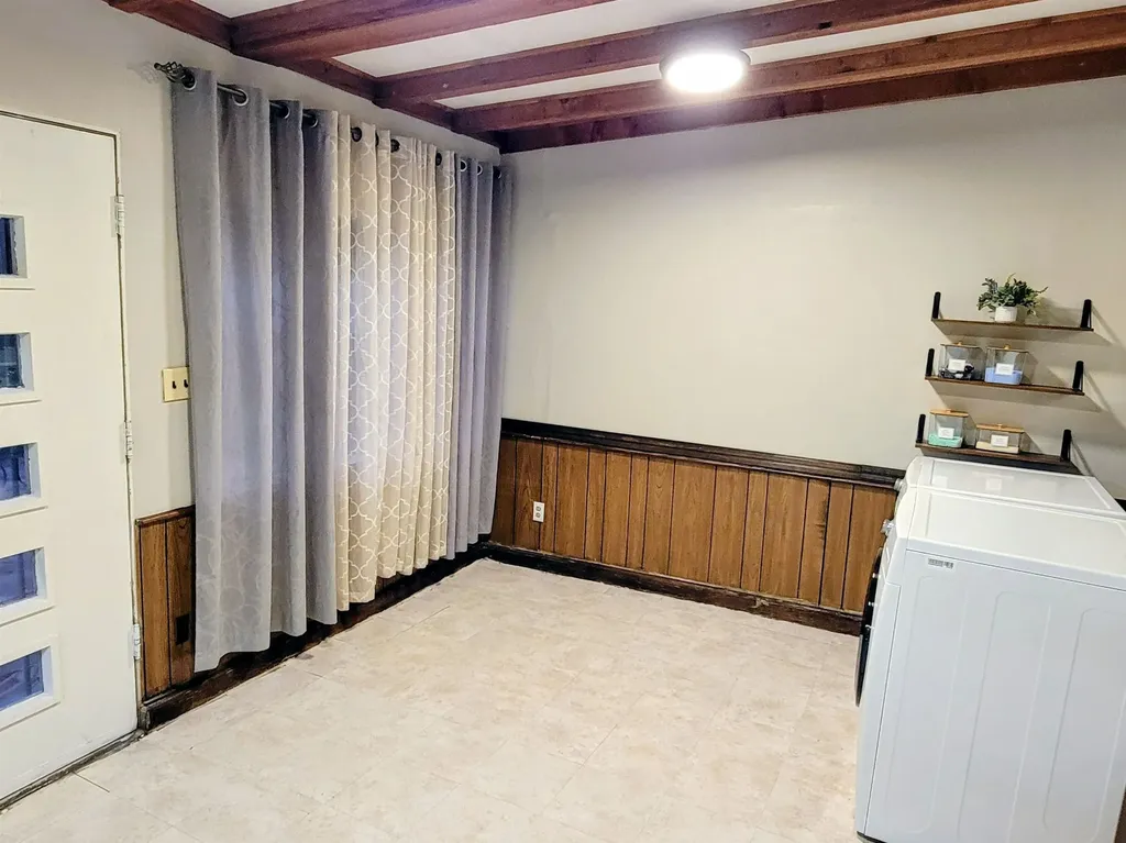 1282 S Minneapolis Wichita KS 67211