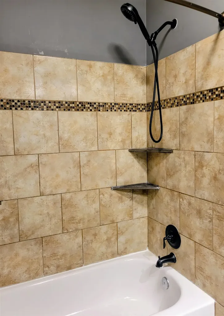 1282 S Minneapolis Wichita KS 67211