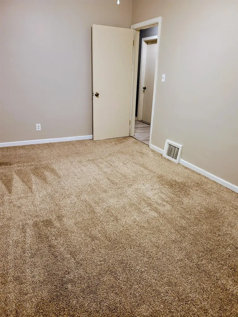 1282 S Minneapolis Wichita KS 67211