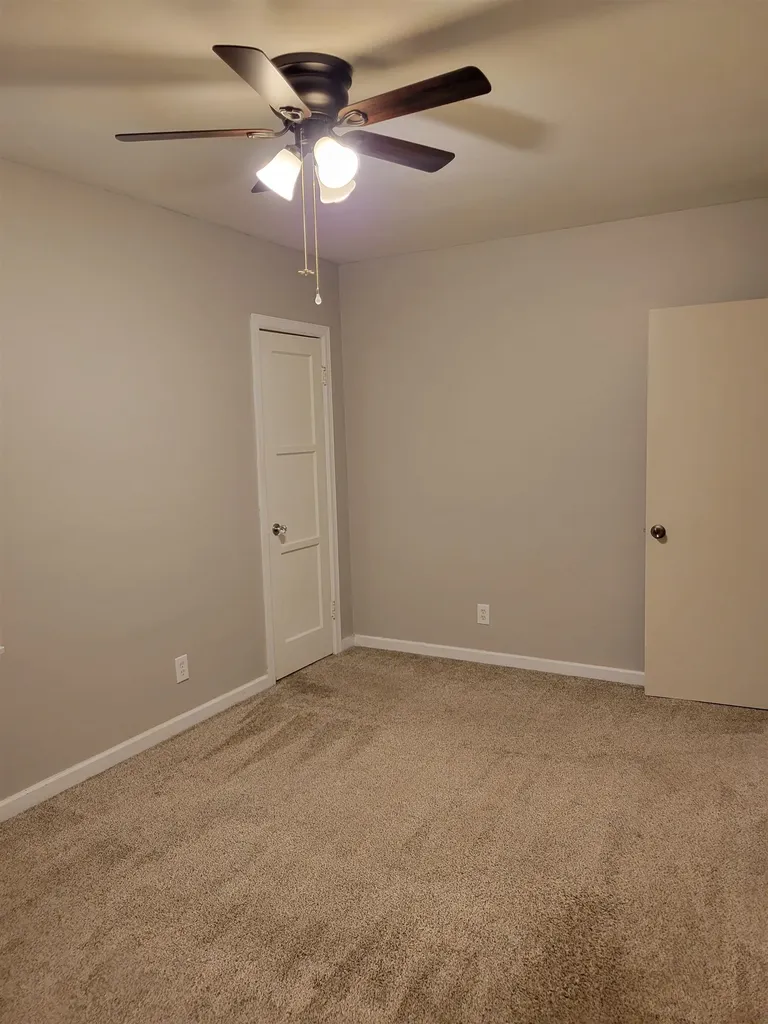 1282 S Minneapolis Wichita KS 67211