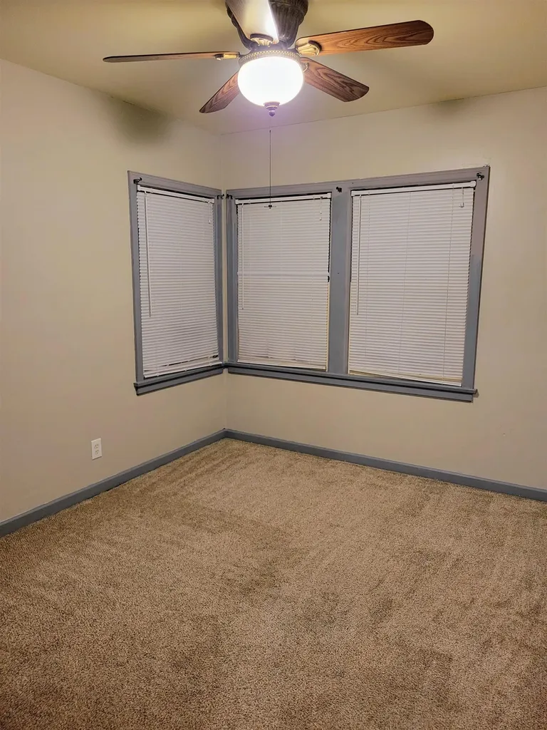 1282 S Minneapolis Wichita KS 67211