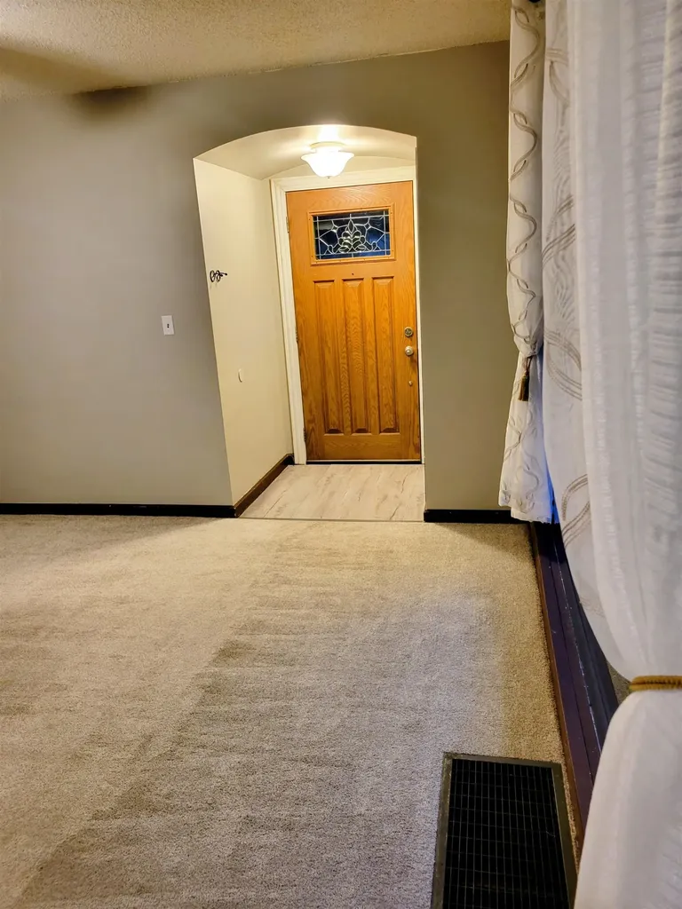 1282 S Minneapolis Wichita KS 67211