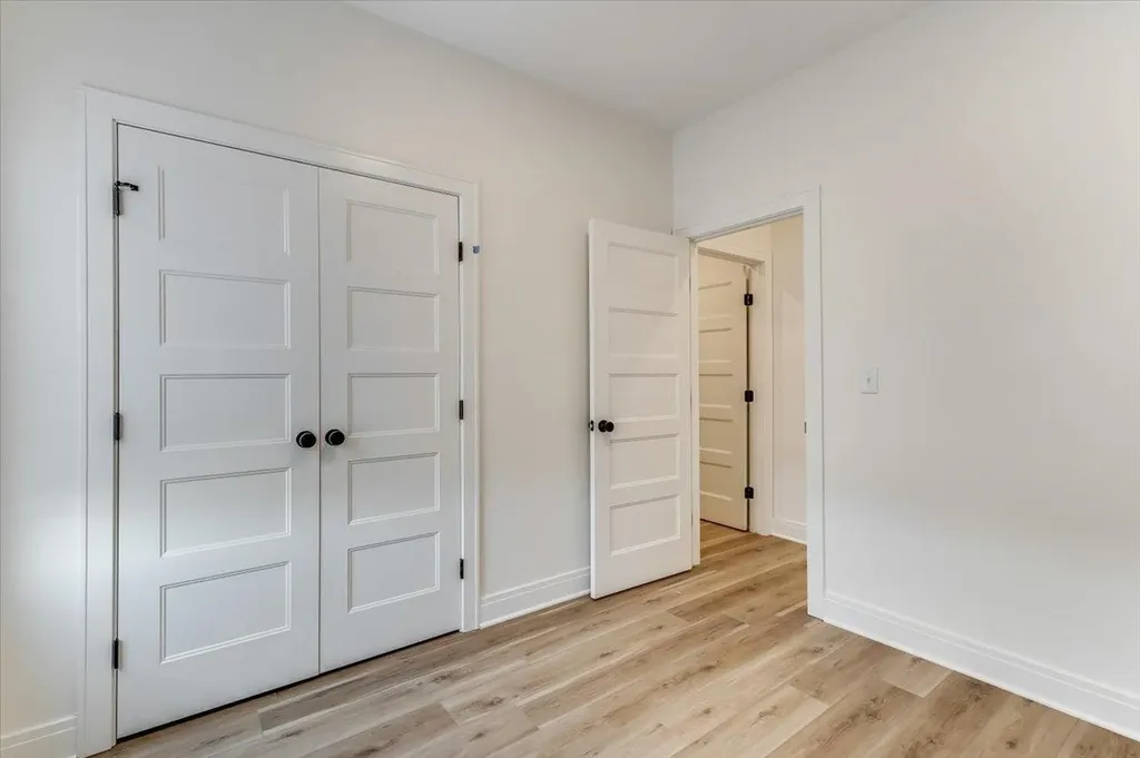 5425 Rolly Street Wichita KS 67215
