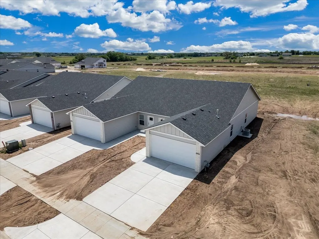 5425 Rolly Street Wichita KS 67215