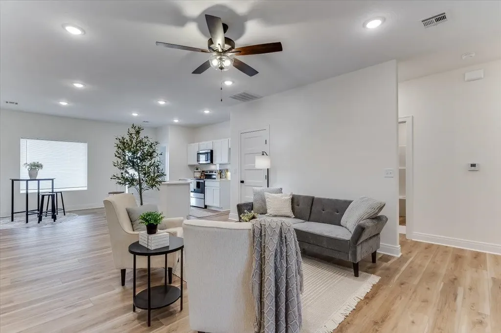 5425 Rolly Street Wichita KS 67215