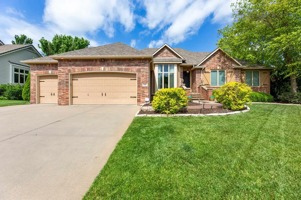 104 N Chelmsford Court Wichita KS 67230
