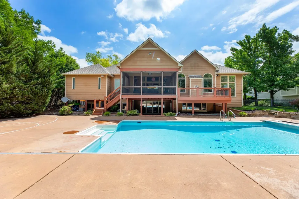 104 N Chelmsford Court Wichita KS 67230